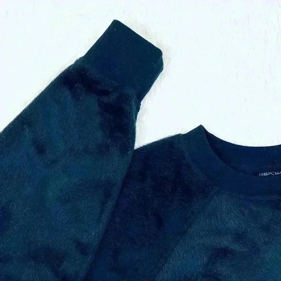 Topshop Black Furry Puma Long Sleeve Pullover Cropped Sweatshirt Size 4 - Picture 3 of 14